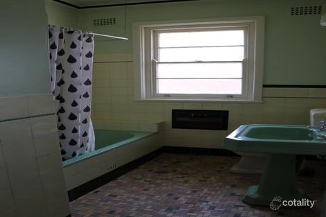 Property photo of 277 Peel Street West Bathurst NSW 2795
