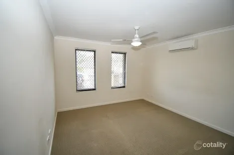 Property photo of 281 Pebble Beach Boulevard Meadow Springs WA 6210