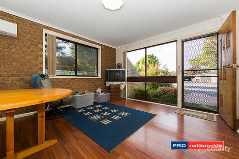 Property photo of 32 Warring Place Giralang ACT 2617
