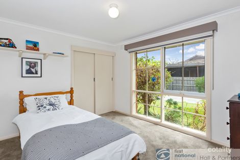 Property photo of 12 Tracey Close Keysborough VIC 3173