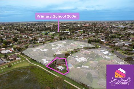 Property photo of 11 Armstrong Court Whittington VIC 3219