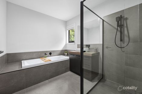 Property photo of 45 Sydney Way Alfredton VIC 3350