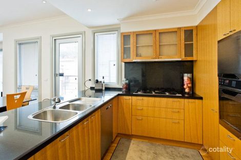 Property photo of 23/1 Muir Street Hawthorn VIC 3122