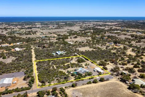 65 Albert Rd, Waggrakine, WA 6530