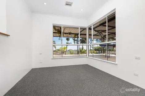 Property photo of 65 Albert Road Waggrakine WA 6530