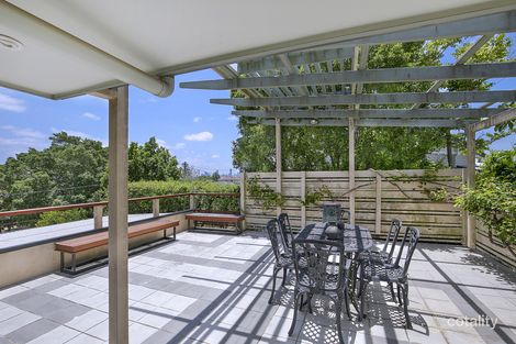 Property photo of 10 Skyline Avenue Tarragindi QLD 4121