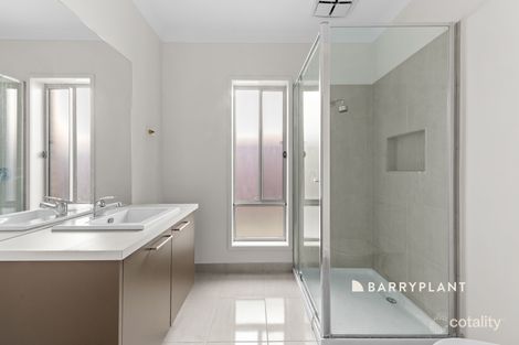 Property photo of 23 Sloane Drive Clyde North VIC 3978