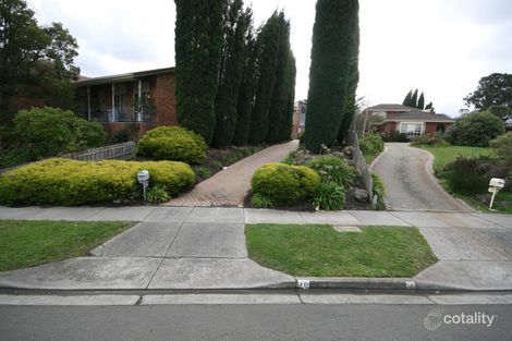 18 Calder Way, Wantirna South, VIC 3152