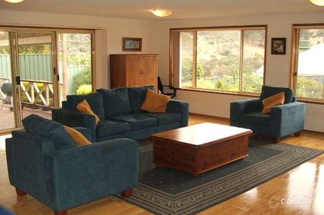 Property photo of 3 Gleneagles Road Aberfoyle Park SA 5159