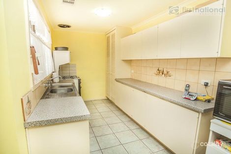 Property photo of 21 Norval Crescent Coolaroo VIC 3048