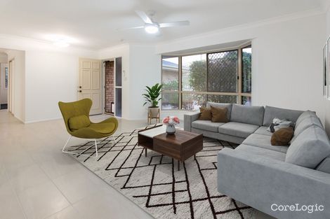 Property photo of 8 Carlton Court Carindale QLD 4152