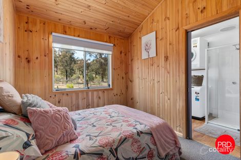 Property photo of 10 Energetic Street Long Gully VIC 3550