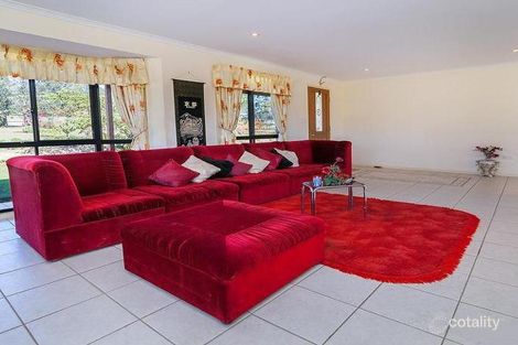 Property photo of 33 Wagtail Drive Regency Downs QLD 4341