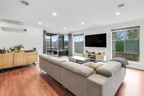 Property photo of 2 Orland Circuit Charlemont VIC 3217