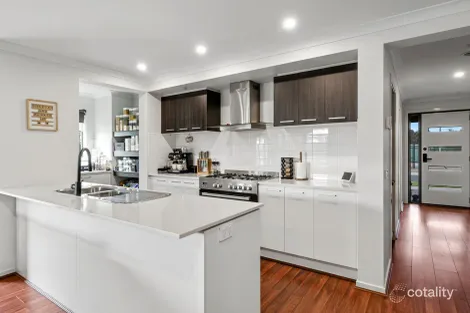 Property photo of 2 Orland Circuit Charlemont VIC 3217