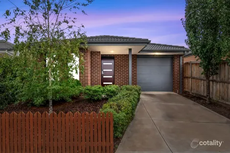 16 Barbra Dr, Charlemont, VIC 3217