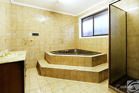 Property photo of 25 Aldershot Drive Keilor Downs VIC 3038