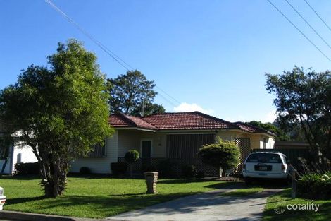 13 Albert St, Warners Bay, NSW 2282