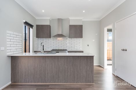 Property photo of 2 Loretta Way Aintree VIC 3336