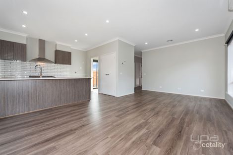 Property photo of 2 Loretta Way Aintree VIC 3336