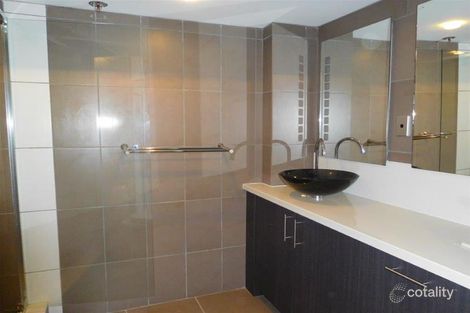 Property photo of 61/40 Ferny Avenue Surfers Paradise QLD 4217