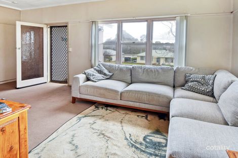 Property photo of 9 Lansdowne Street Young NSW 2594