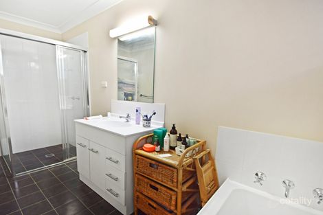 Property photo of 9 Lansdowne Street Young NSW 2594