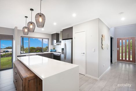 Property photo of 40 Highview Drive Craignish QLD 4655