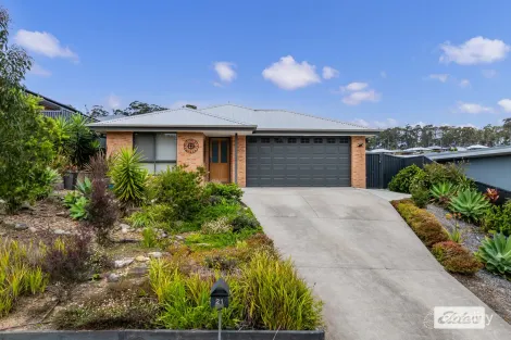 21 Freycinet Dr, Sunshine Bay, NSW 2536
