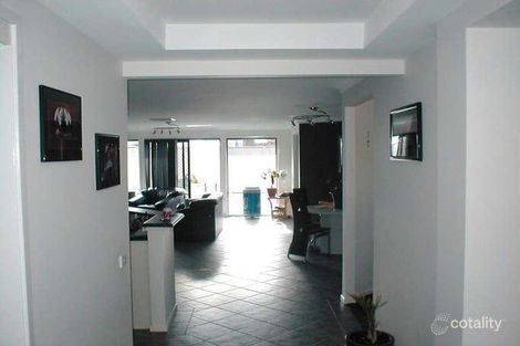 Property photo of 8 Tarlo Place Woongarrah NSW 2259