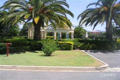 5/23 Santa Barbara Rd, Hope Island, QLD 4212