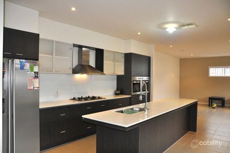 Property photo of 8 Nottingham Close Craigieburn VIC 3064