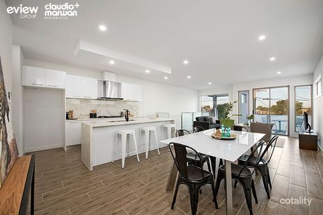 Property photo of 2/307 Cumberland Road Pascoe Vale VIC 3044