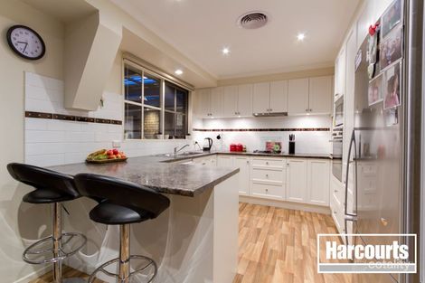 Property photo of 3 Bamboo Court Cranbourne North VIC 3977