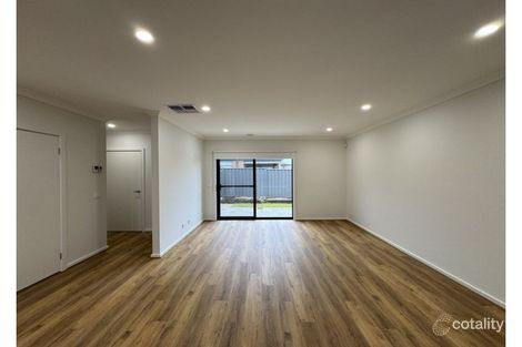 Property photo of 4 Gosfield Drive Werribee VIC 3030