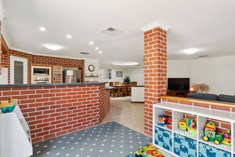 Property photo of 15 Dongara Circle Jane Brook WA 6056