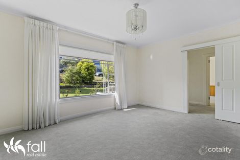 Property photo of 18 Corinna Road Lindisfarne TAS 7015