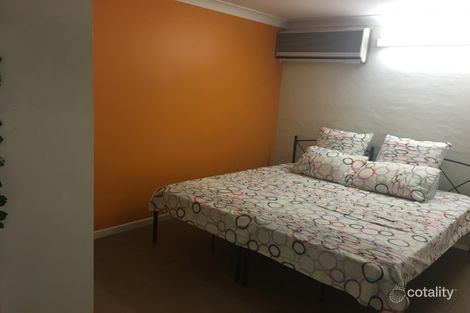 Property photo of 8 Naples Street Wishart QLD 4122