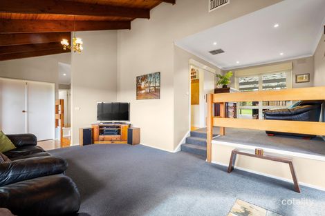 Property photo of 11 Kardinia Drive Yallambie VIC 3085