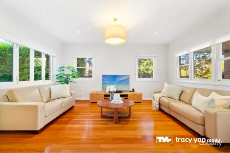Property photo of 15 The Boulevarde Epping NSW 2121