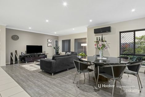 Property photo of 15 Aldea Place Stretton QLD 4116