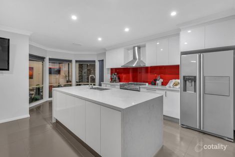 Property photo of 12 Fontain Court Werribee VIC 3030
