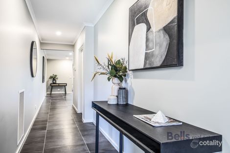 Property photo of 4 Redshift Avenue Fraser Rise VIC 3336