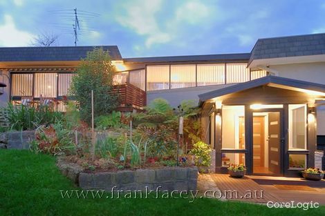 Property photo of 18 Ridge Road Berwick VIC 3806