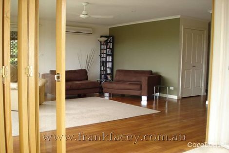 Property photo of 18 Ridge Road Berwick VIC 3806