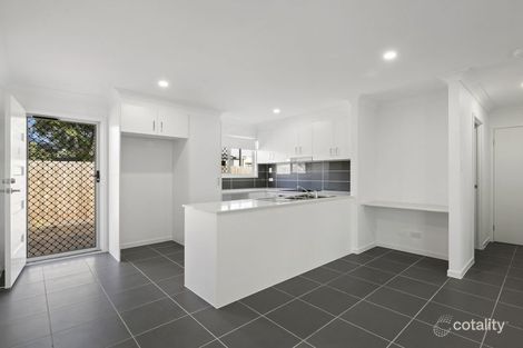 Property photo of 3/5 Barry Street Mount Lofty QLD 4350