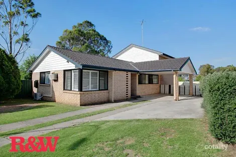 5 Tigg Pl, Ambarvale, NSW 2560