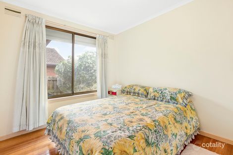 Property photo of 16 Broula Court Taylors Lakes VIC 3038