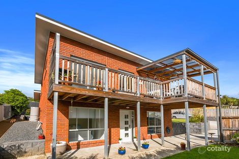 Property photo of 2/77 Roslyn Avenue Kingston Beach TAS 7050