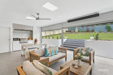 Property photo of 25 Aldinga Drive Wamberal NSW 2260